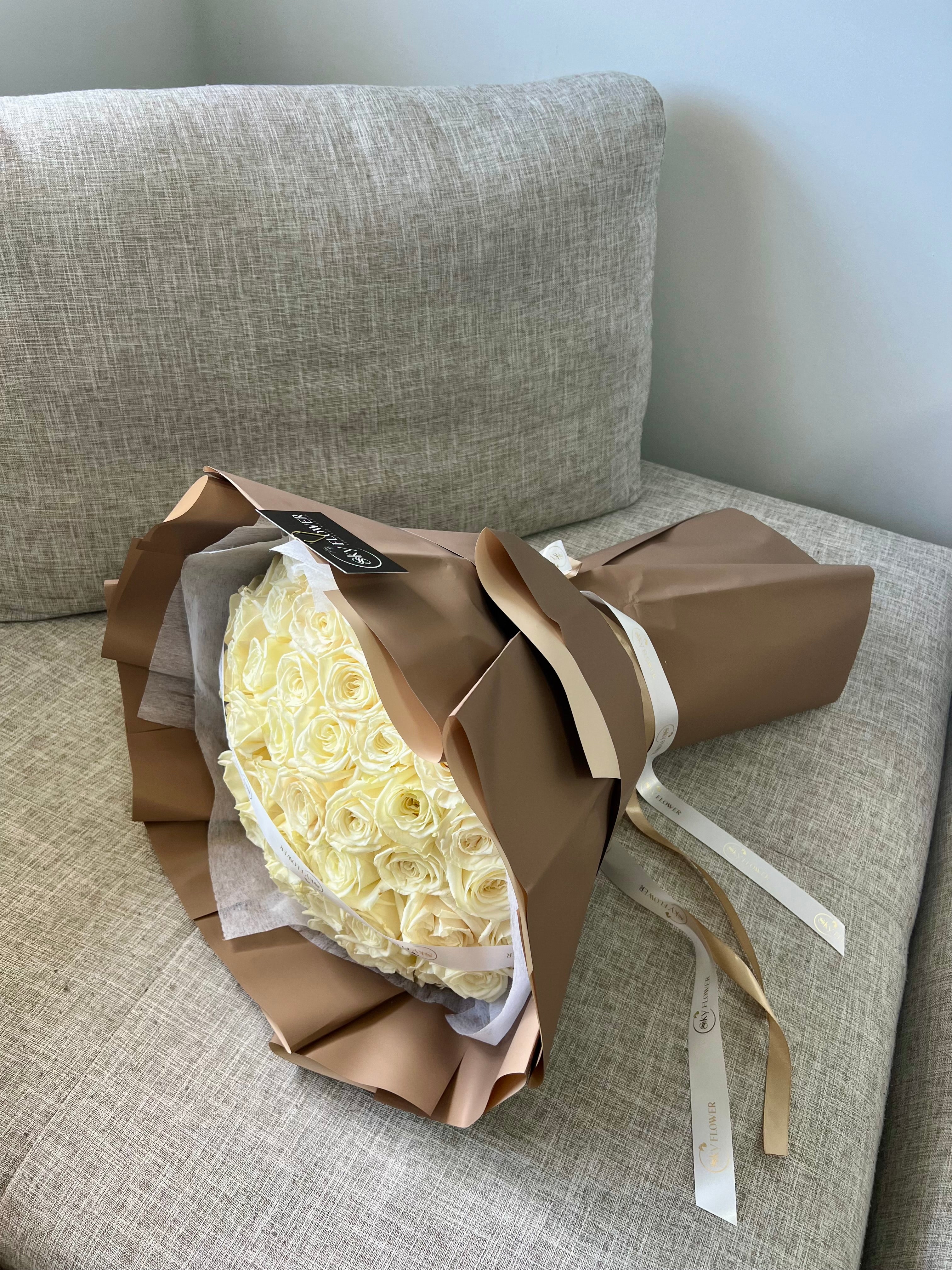 The Classic Scarlett Bouquet