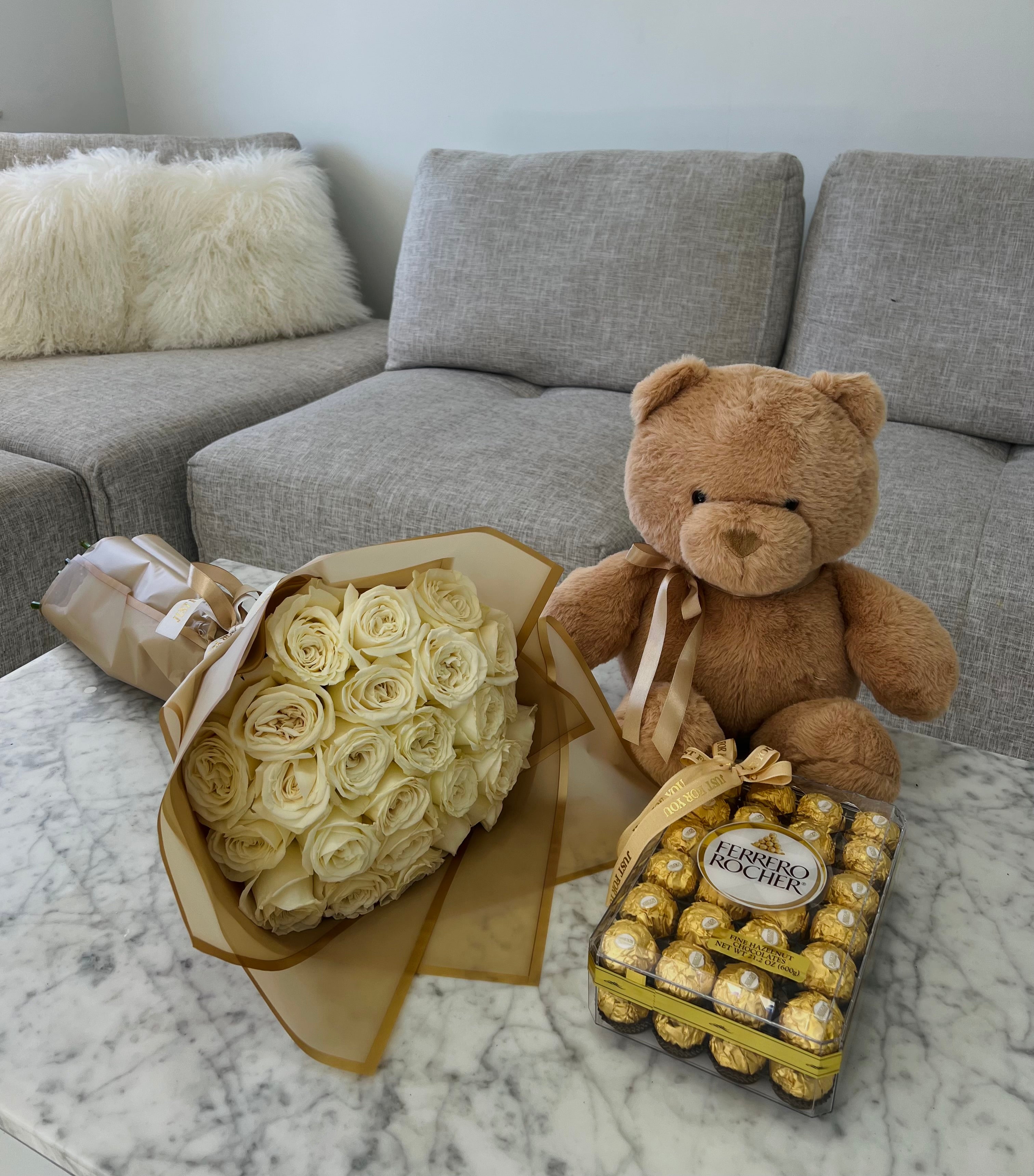 Roses & Cream Bouquet