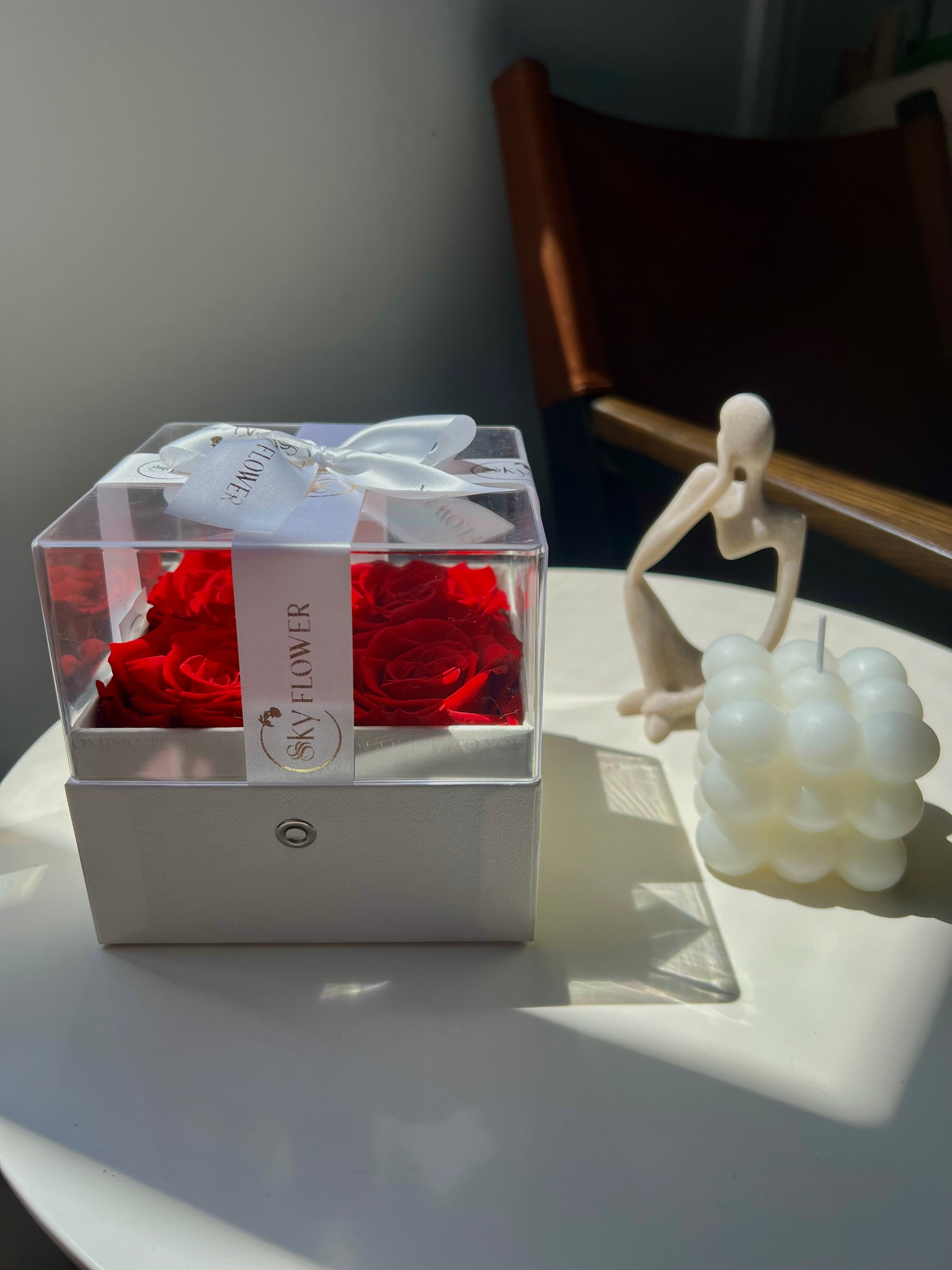 Mini Box Preserved Roses
