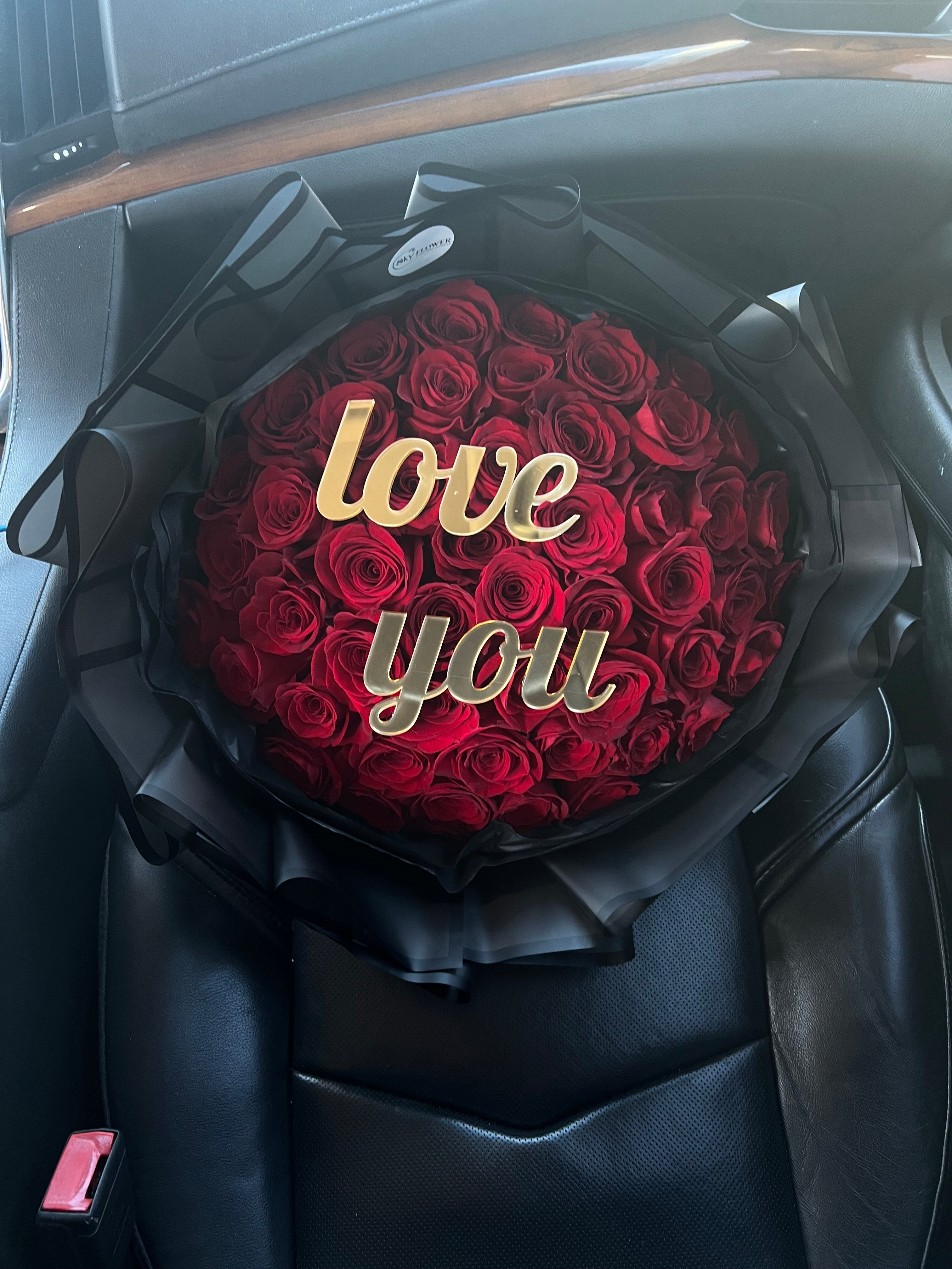 The Classic Scarlett Bouquet