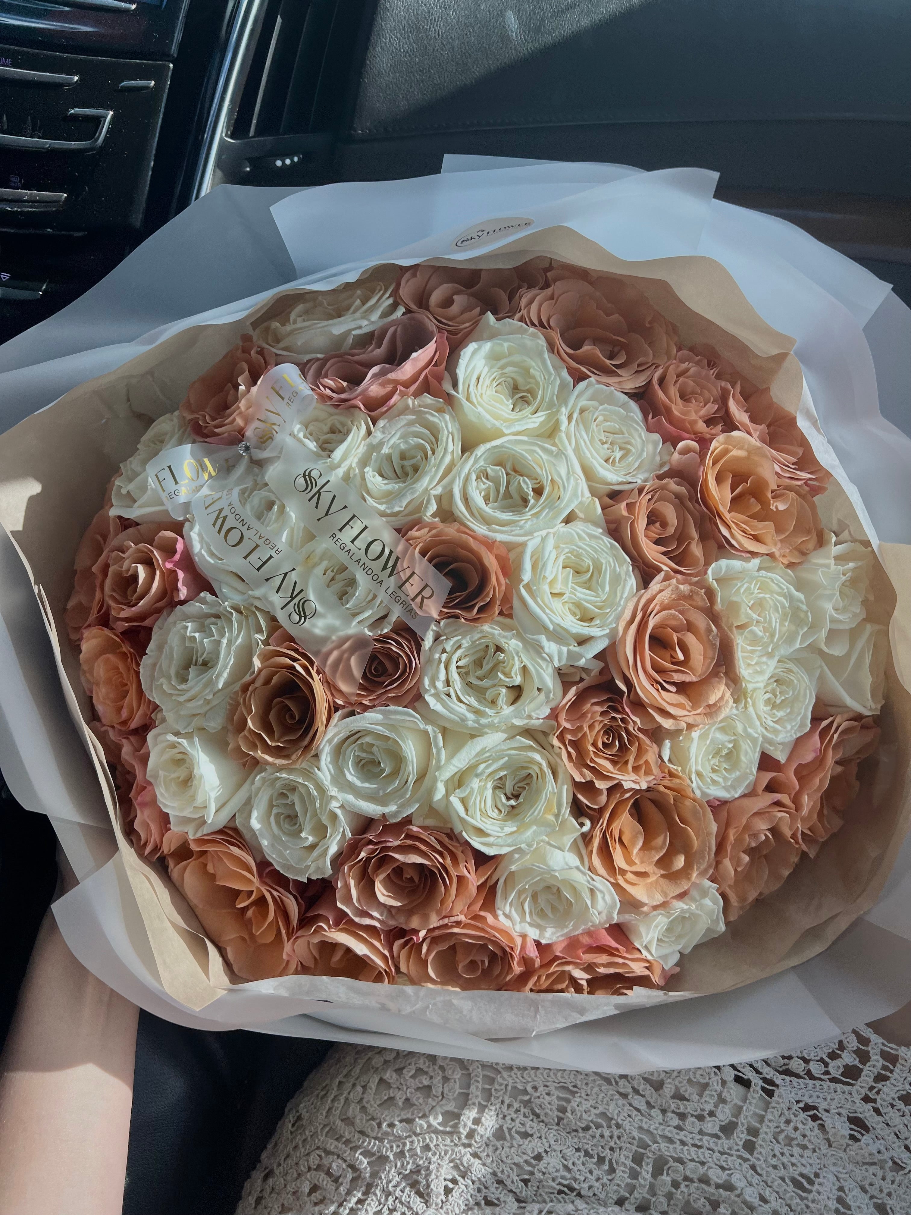 MOA Roses Bouquet