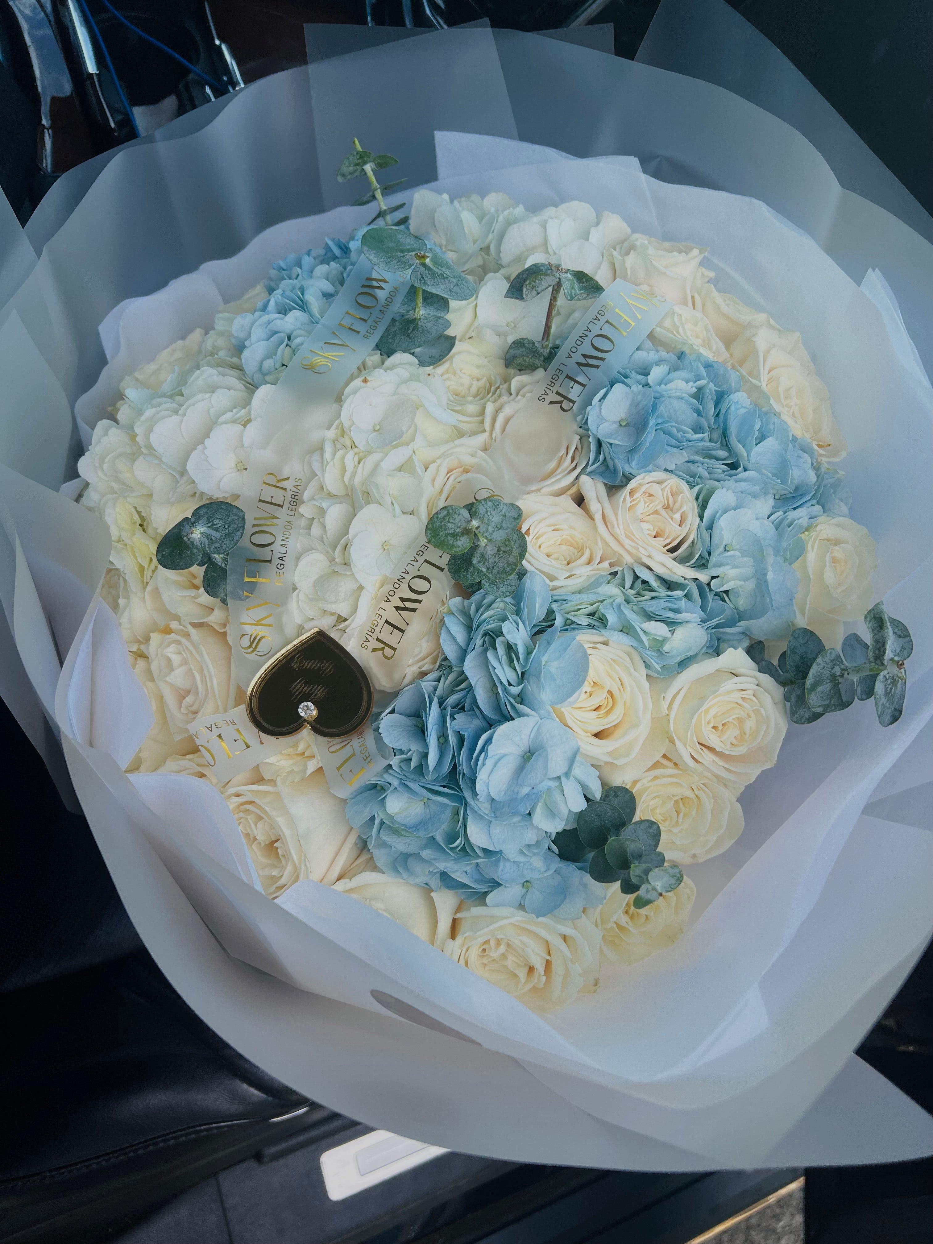 Sky Mix Hydrangea & Rose Bouquet