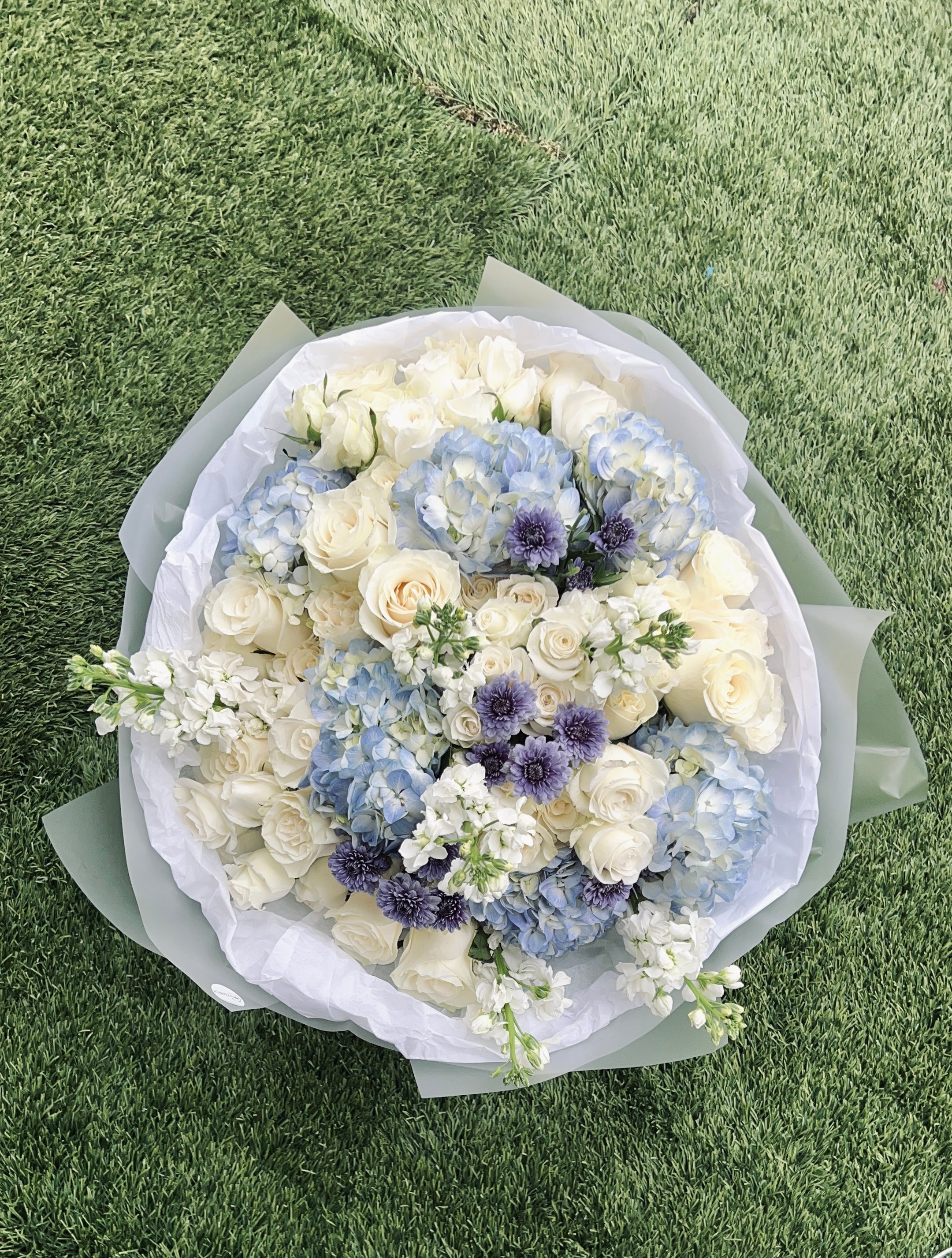 Sky Mix Hydrangea & Rose Bouquet