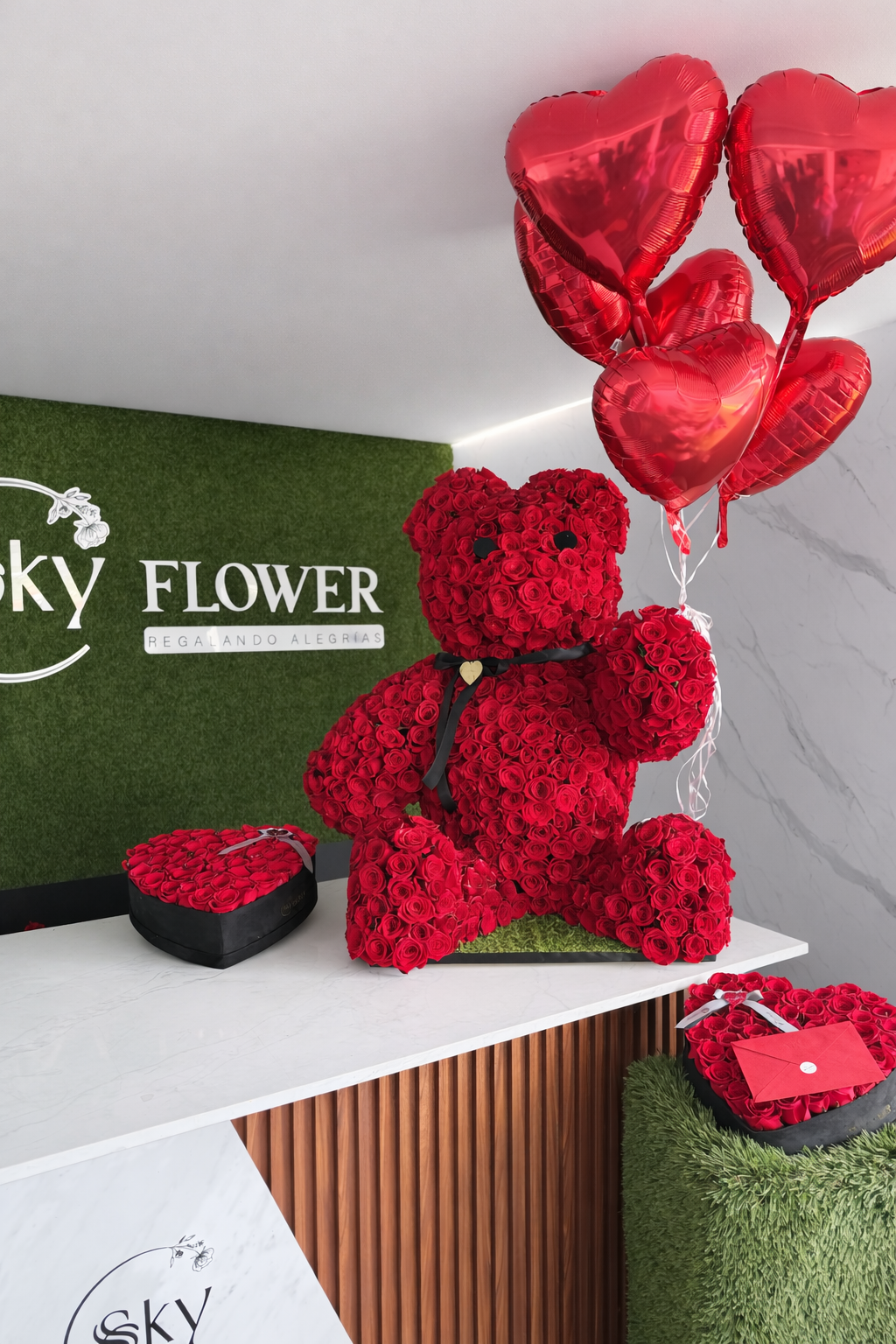 The Luxury Rose Bear (3 Ft)