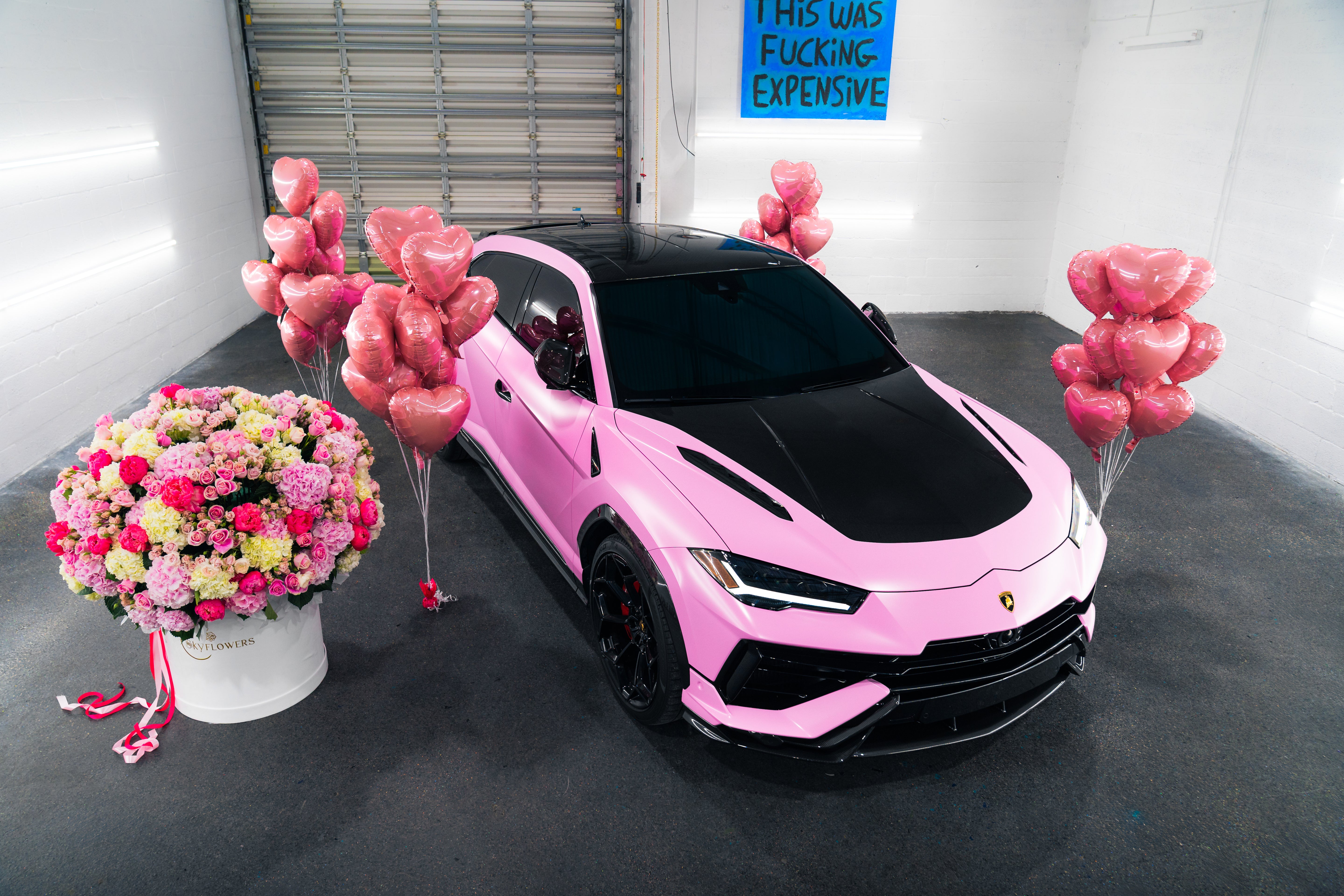 The Grand Blush Garden