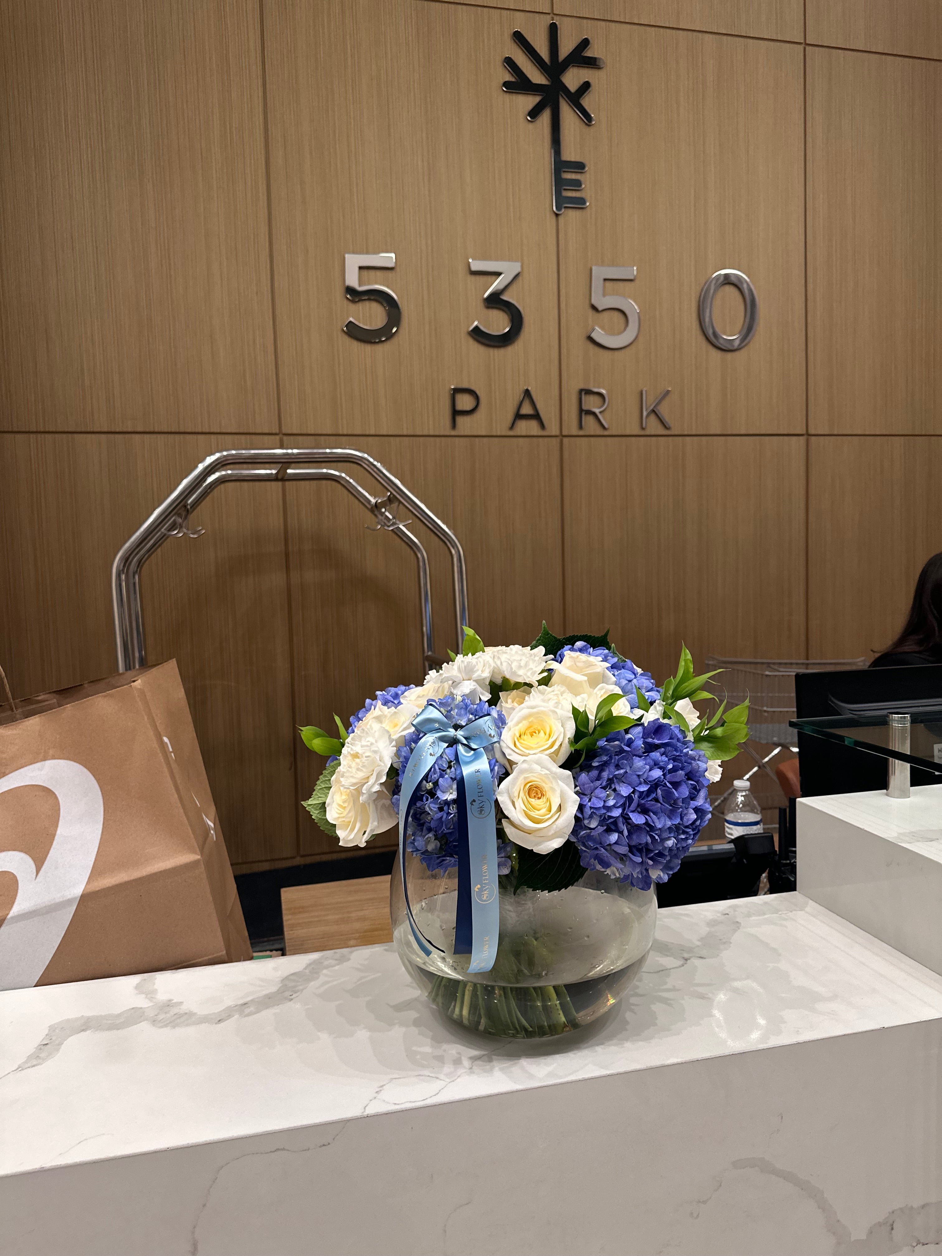 Blue Hydrangea & White Rose Vase