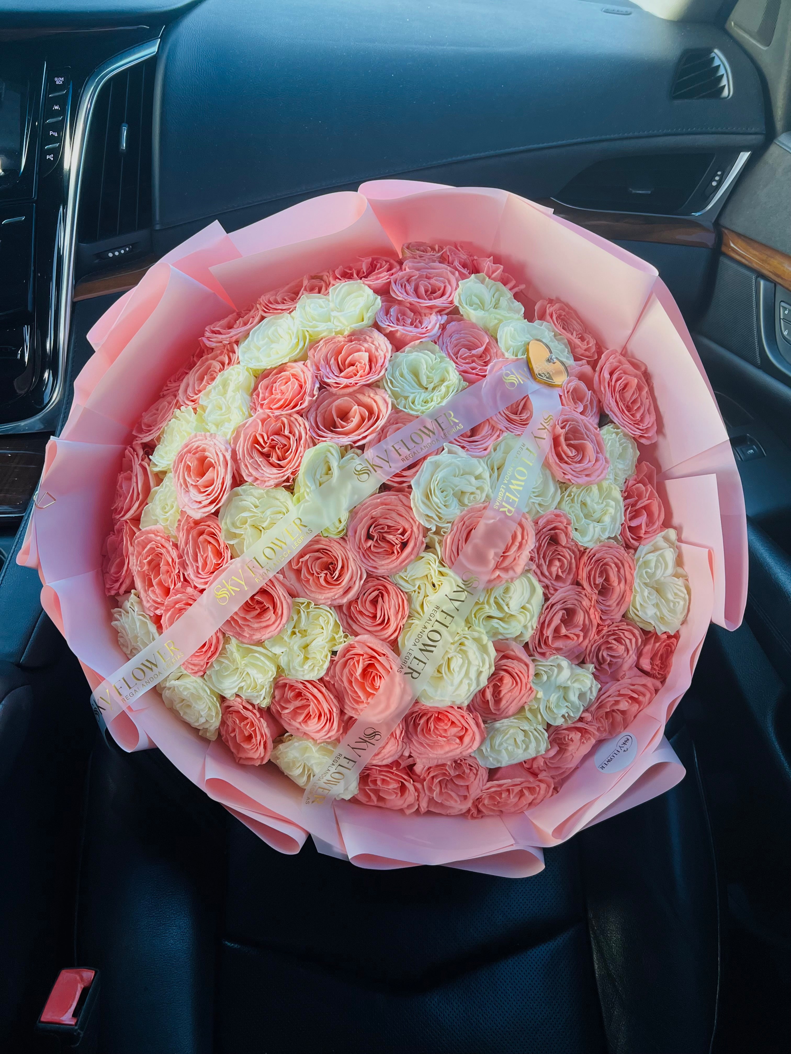 Mix white & pink Roses Bouquet