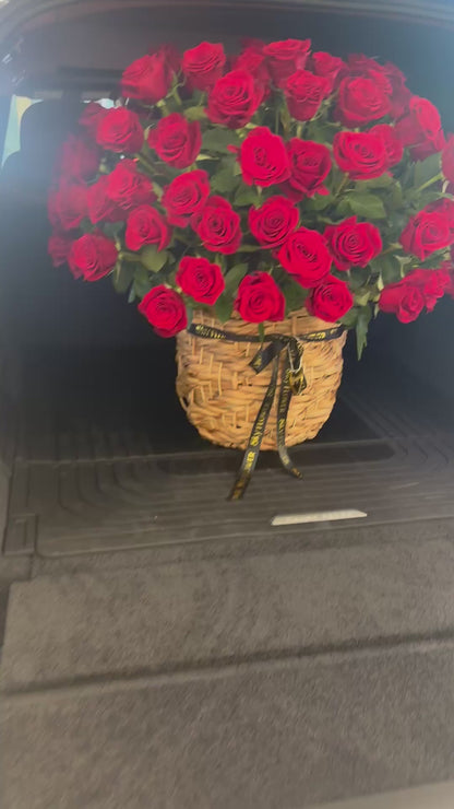 Red Rose Basket